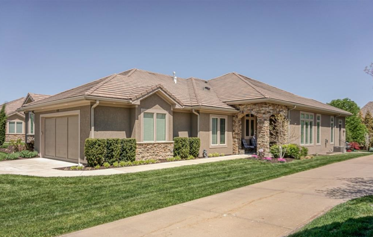 Brown Button Estate Sale Company Kansas City Home